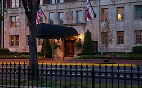 Hotel Lombardy